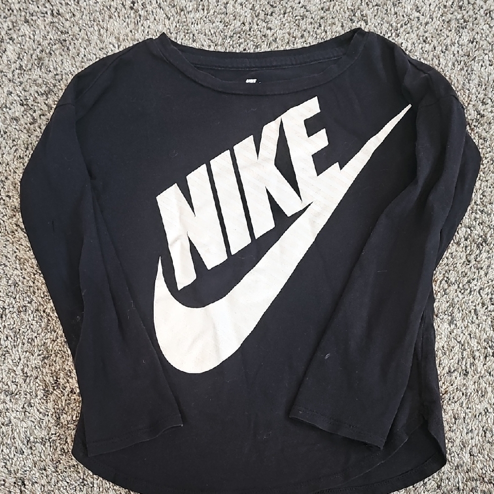 Nike Kids Black and White Long Sleeve Tee